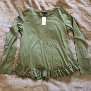 Olive long sleeve, ruffle hem top, new!